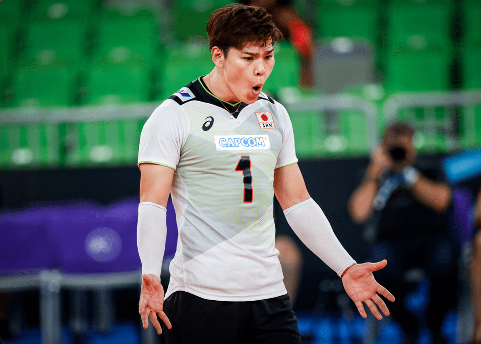 SHR翻盘KT，JackeyLove开启传奇时刻强强对话八强赛，锁定晋级资格